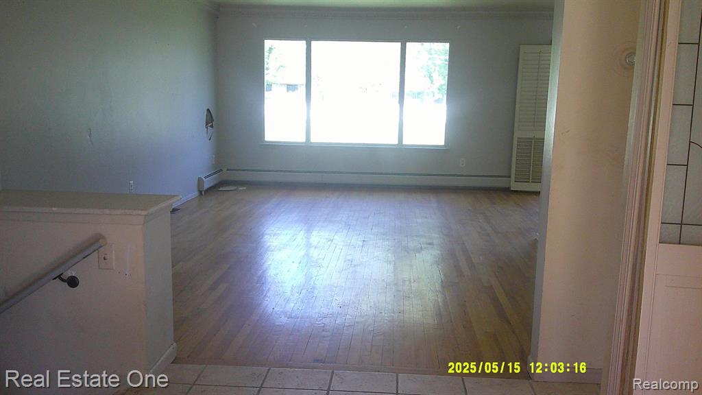 8240 HAMPTON Road, Grosse Ile, MI 48138 — Photo 3