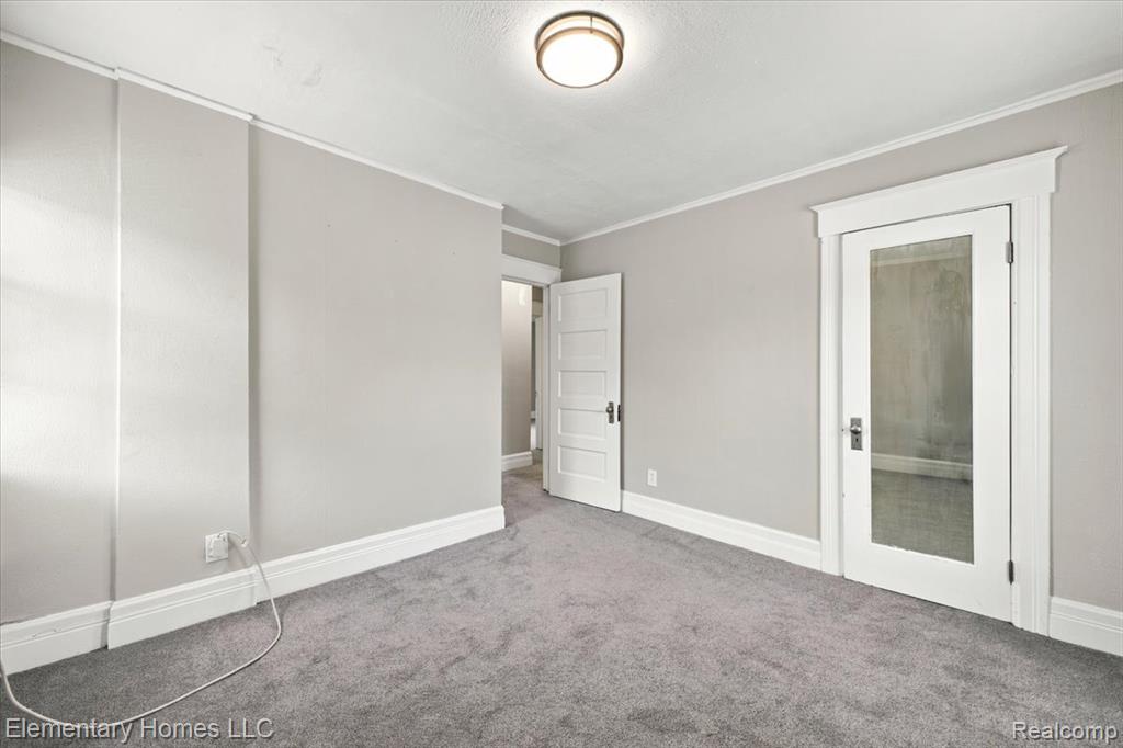 802 S LAFAYETTE Avenue, Royal Oak, MI 48067 — Photo 13