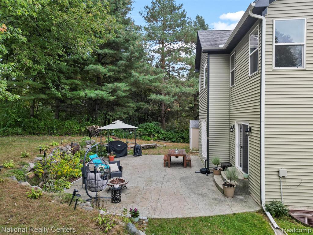 628 EVAN Court, Lake Orion, MI 48362 — Photo 36