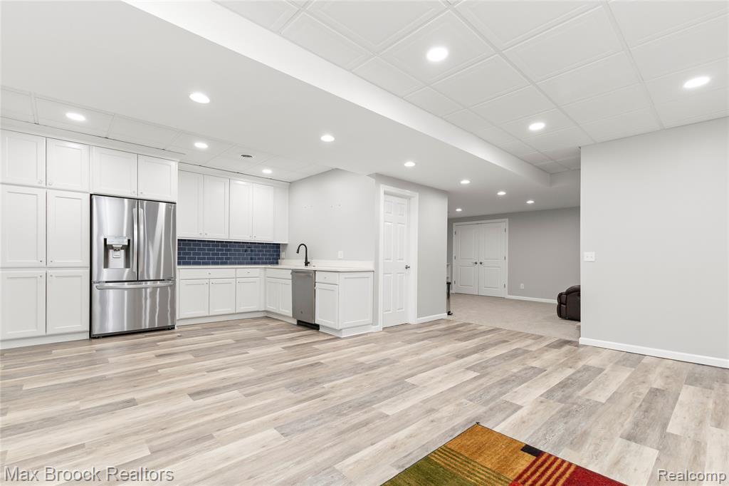 4211 Kent Road, Royal Oak, MI 48073 — Photo 21