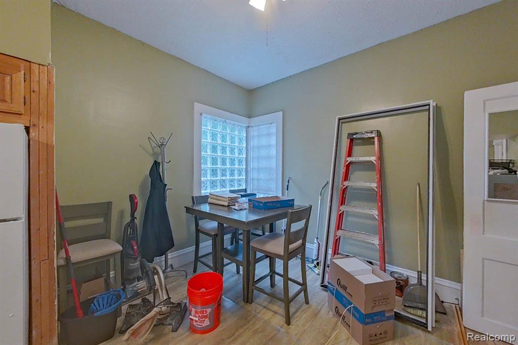 515 E GRAND RIVER Avenue, Howell, MI 48843 — Photo 40