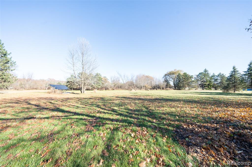 9459 Morrish Road, Swartz Creek, MI 48473 — Photo 17
