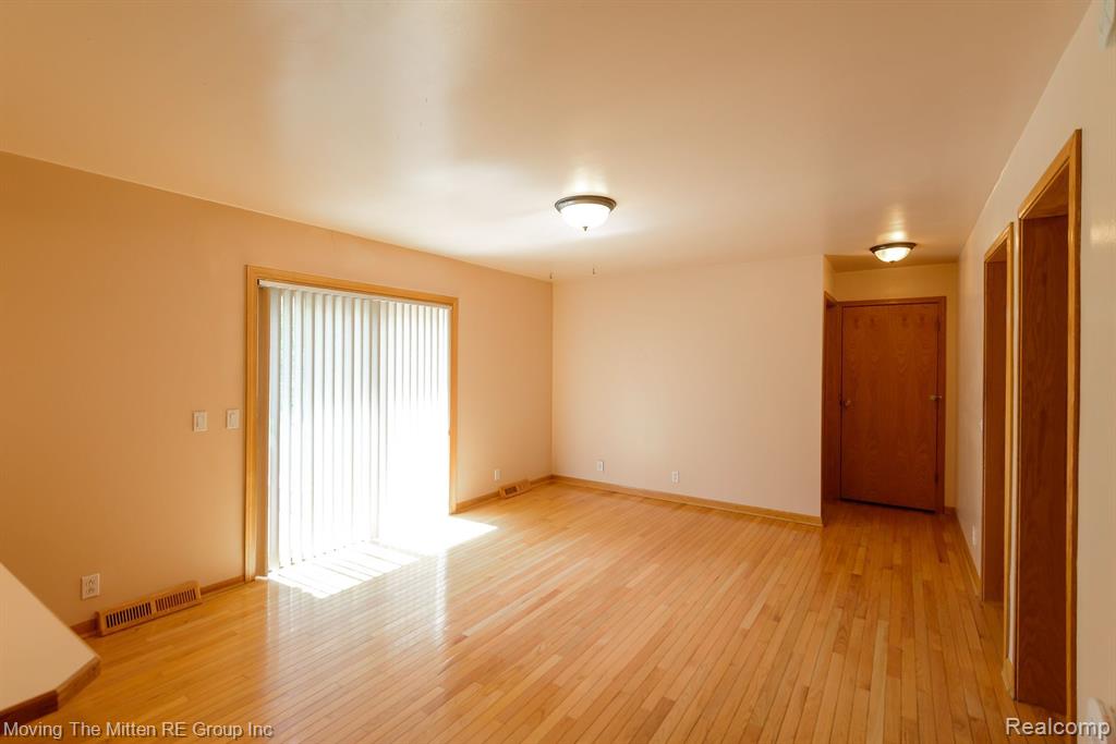 49335 WEAR Road, Belleville, MI 48111 — Photo 19