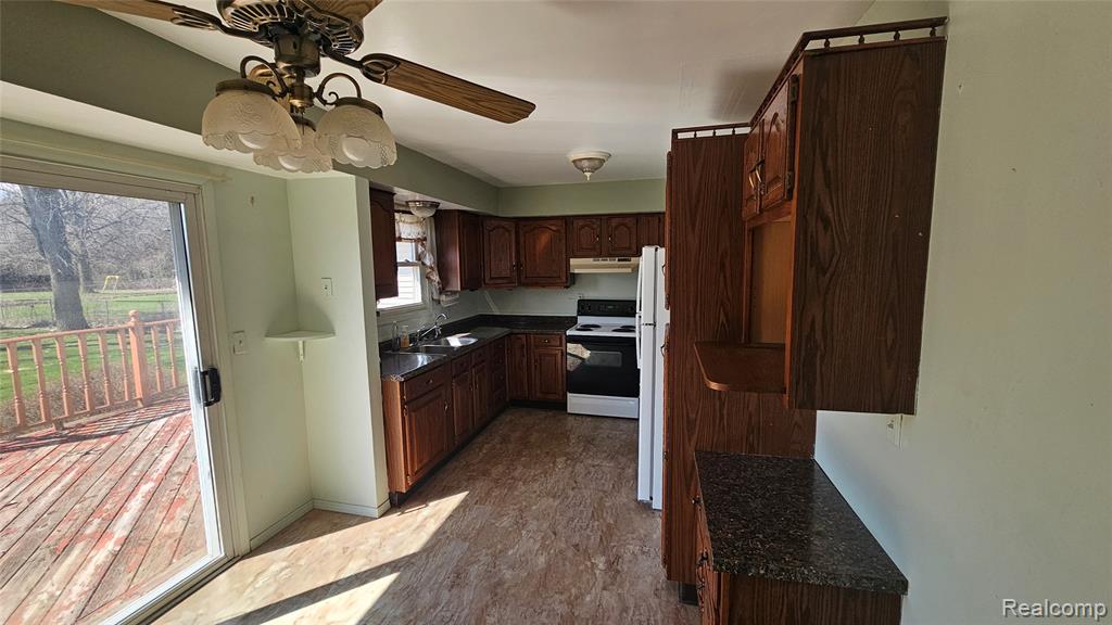 4439 Ryant Drive, Flint, MI 48507 — Photo 4