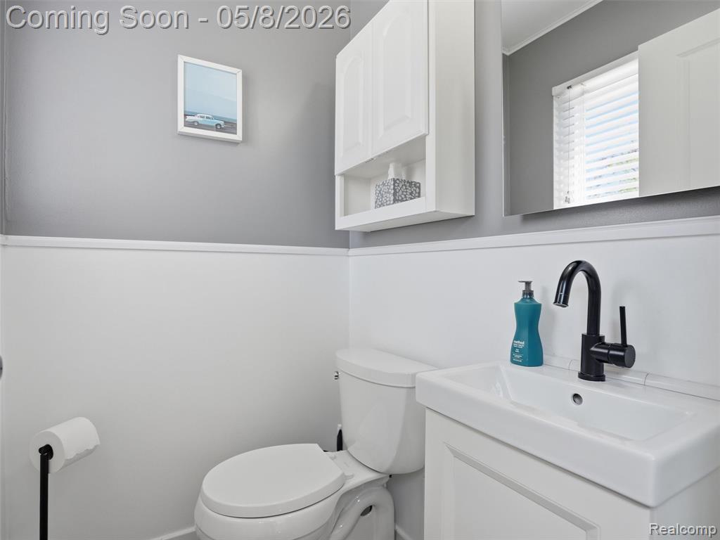 7911 Beatrice, Westland, MI — Photo 21