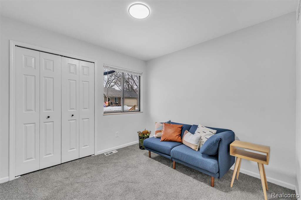 9063 Ashdown Avenue, White Lake, MI — Photo 30