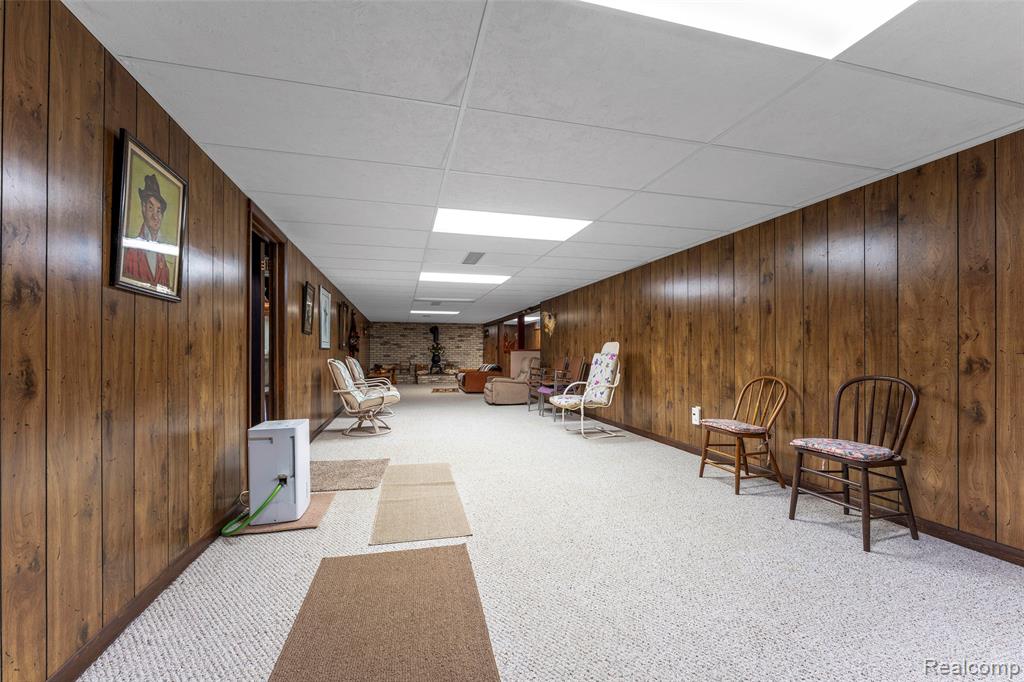 6767 Sharpe Road, Fowlerville, MI 48836 — Photo 17