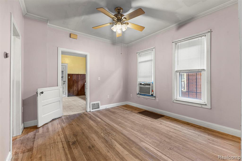8390 Navy Street, Detroit, MI 48209 — Photo 8