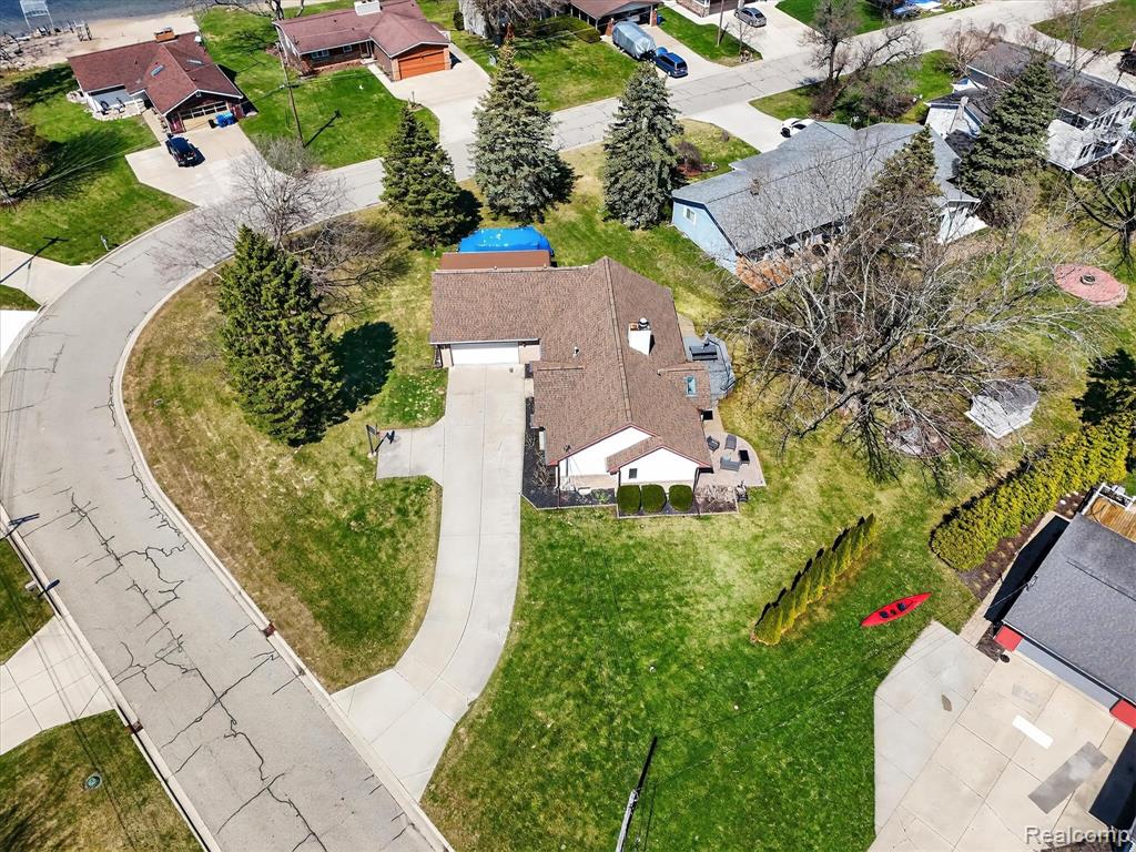 16147 Silvercrest Drive, Fenton, MI 48430 — Photo 54