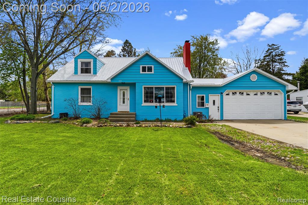 824 E King Street, Owosso, MI 48867 — Photo 3