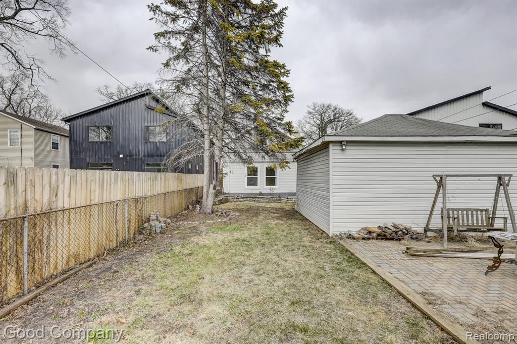 736 E Meyers Avenue, Hazel Park, MI 48030 — Photo 48