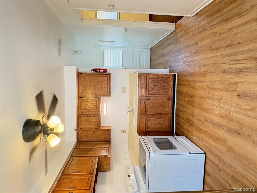 4192 Drouillard street 4192 Drouillard, Lincoln Park, MI 48146 — Photo 5