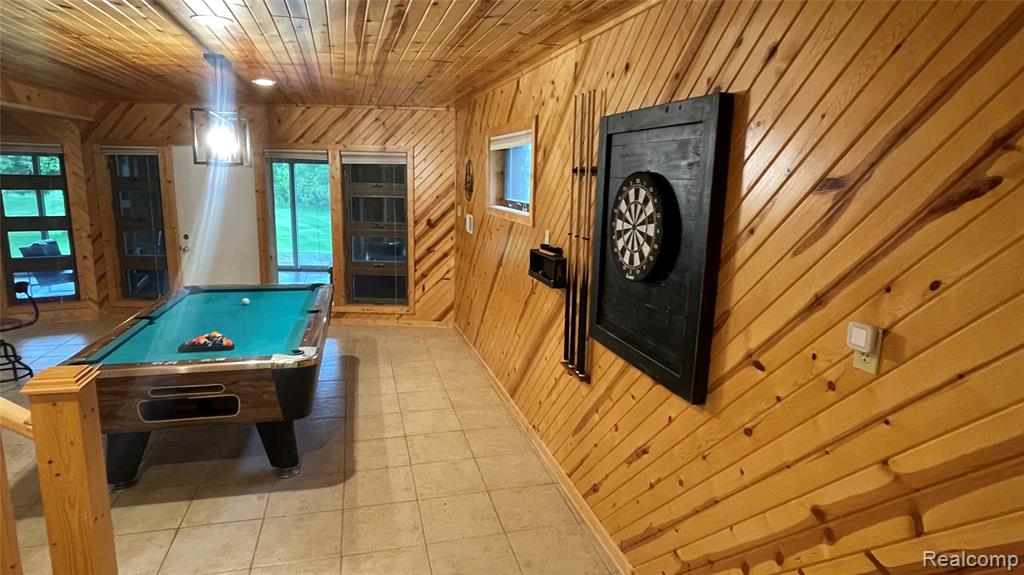 255 Peterman Avenue, Crystal, MI 48818 — Photo 21