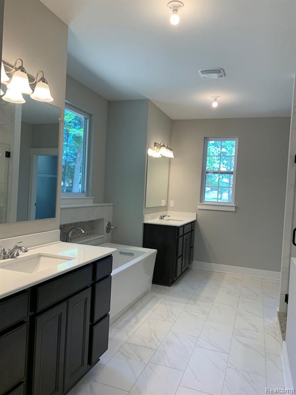 14045 Regatta Bay Drive, Shelby, MI, 48315