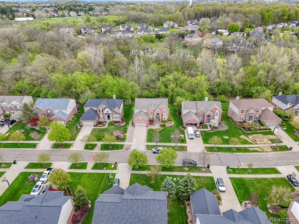 16784 Yellowstone Drive, Northville, MI 48168 — Photo 65