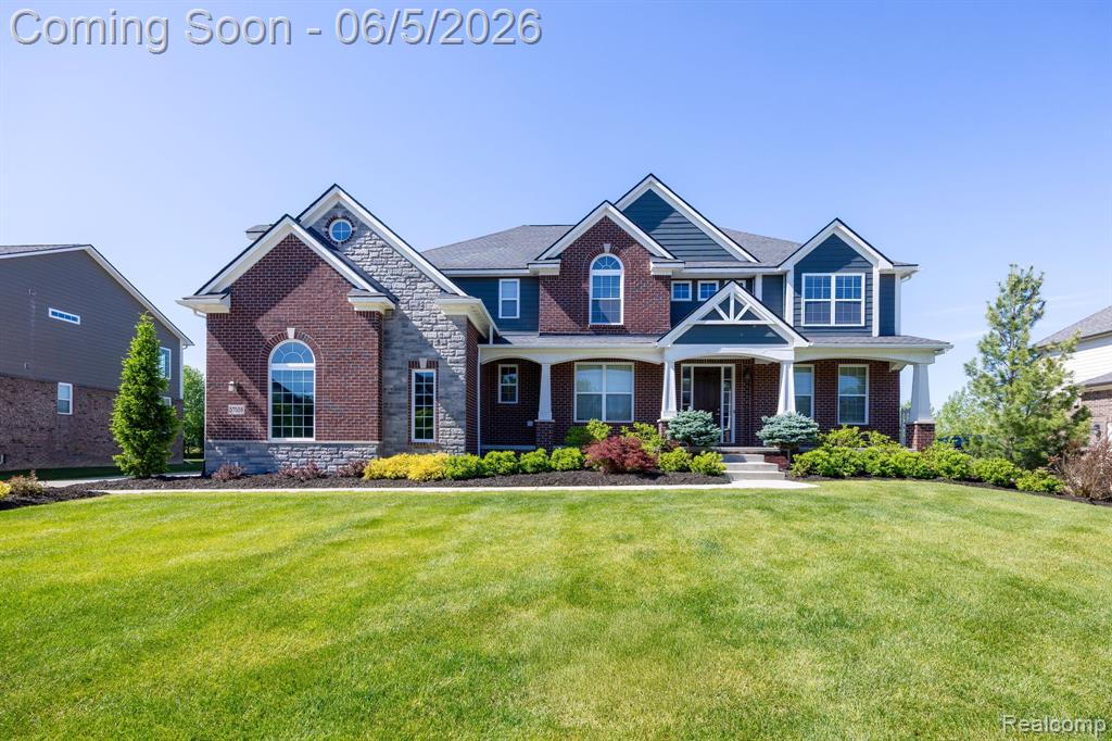 57558 Stoneleigh Drive, South Lyon, MI 48178