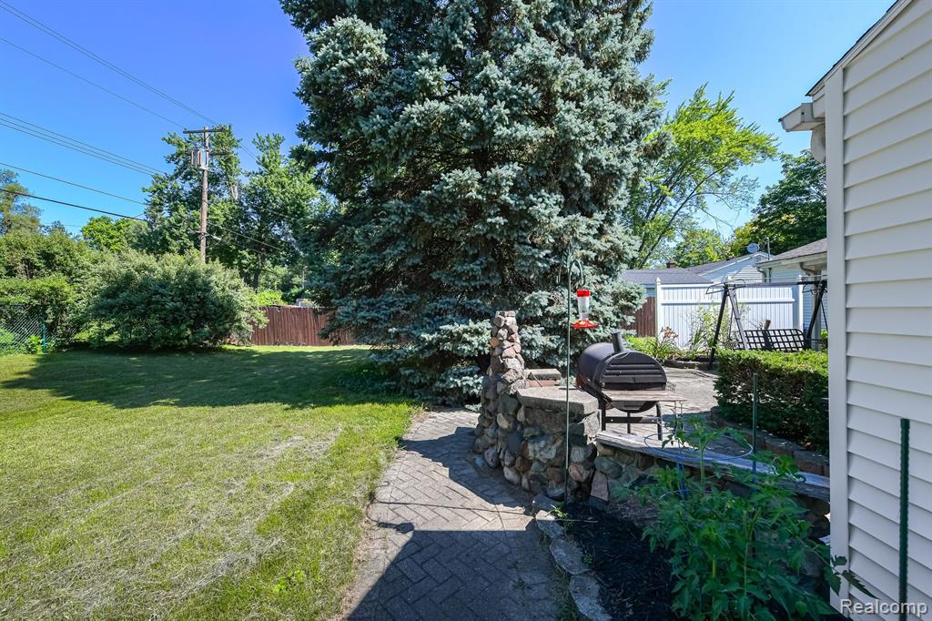 2724 CRANBROOK Road, Ann Arbor, MI 48104 — Photo 3