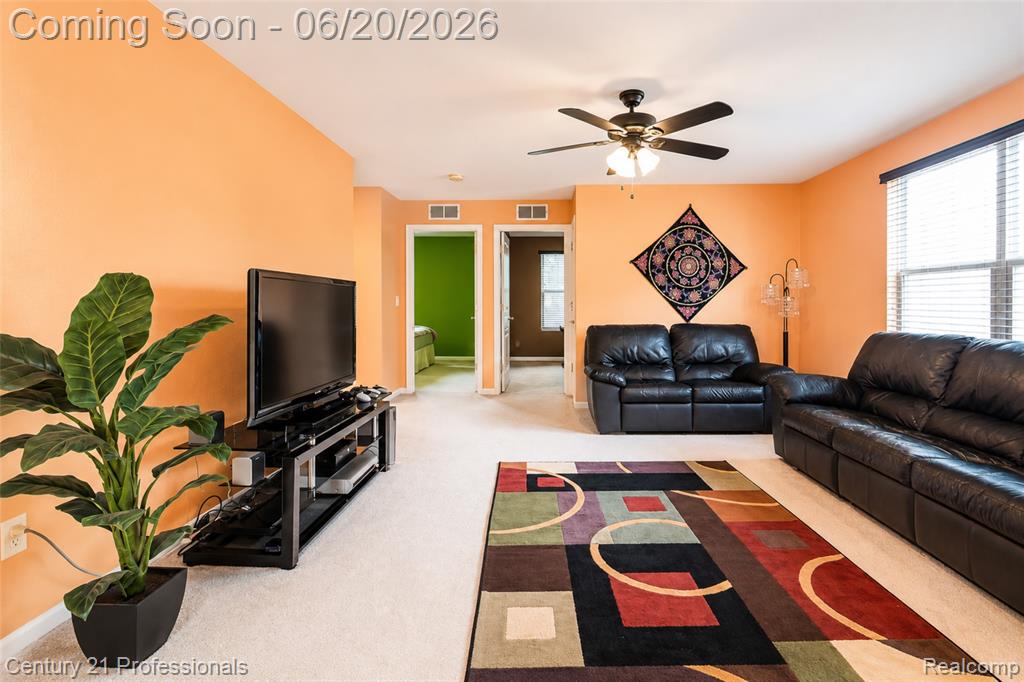 45248 Bartlett Drive, Novi, MI 48377 — Photo 35