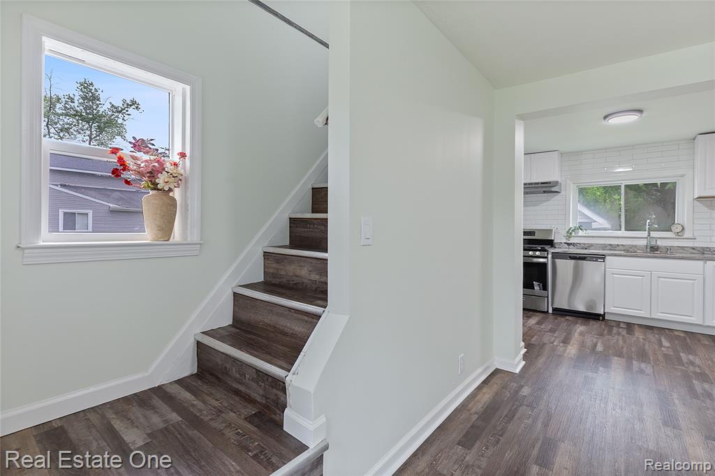 791 Cameron Avenue, Pontiac, MI 48340 — Photo 14