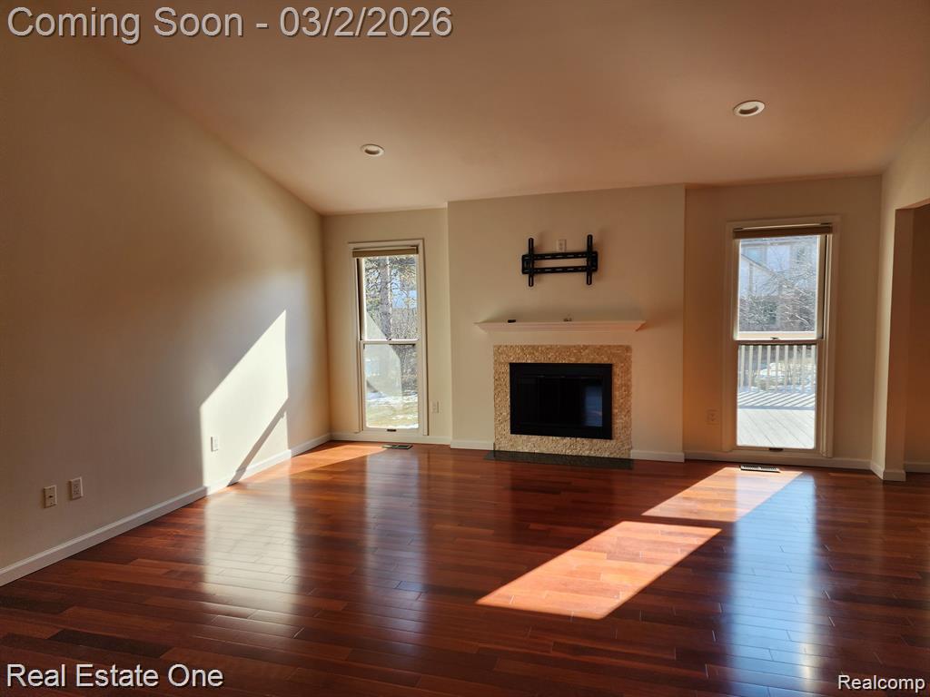492 BUTTERCUP Drive, Rochester Hills, MI 48307 — Photo 3