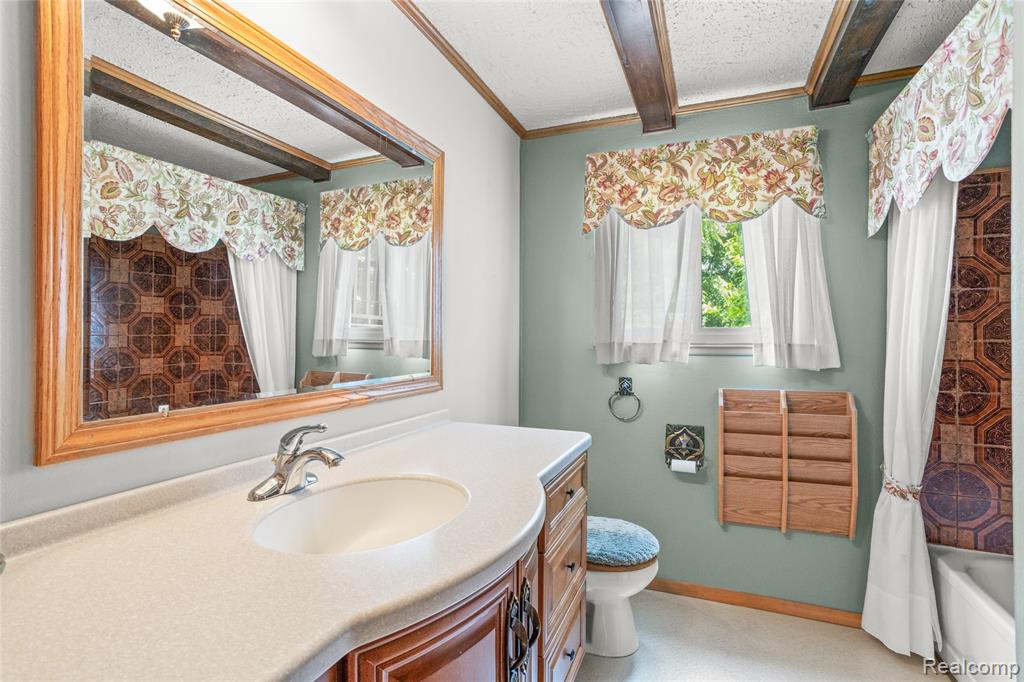 31792 Lafler Drive, Rockwood, MI — Photo 27
