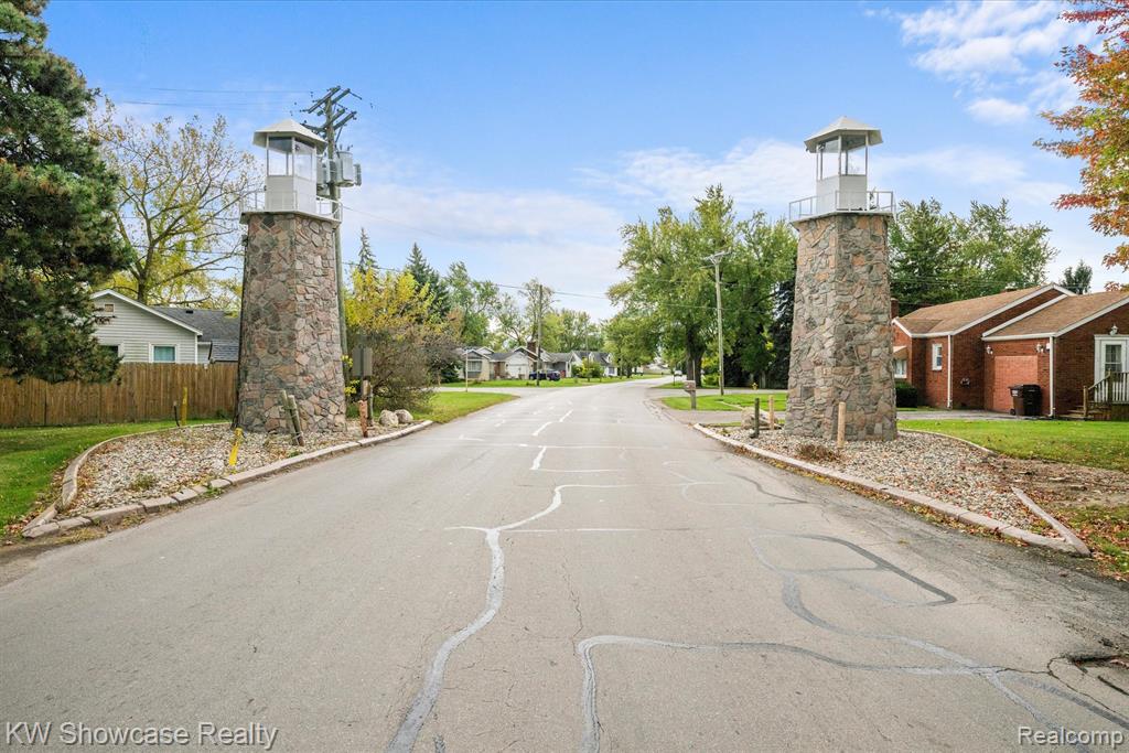 2916 Navarre Boulevard, Monroe, MI 48162 — Photo 28