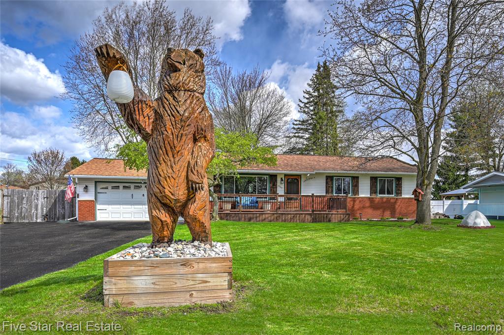 2995 Beaumont Drive, Highland, MI 48356 — Photo 6