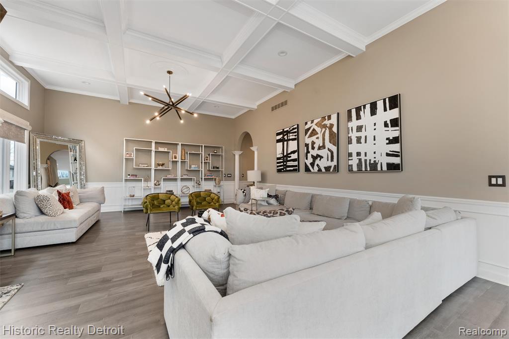 5695 N Branford Drive N, West Bloomfield, MI — Photo 27