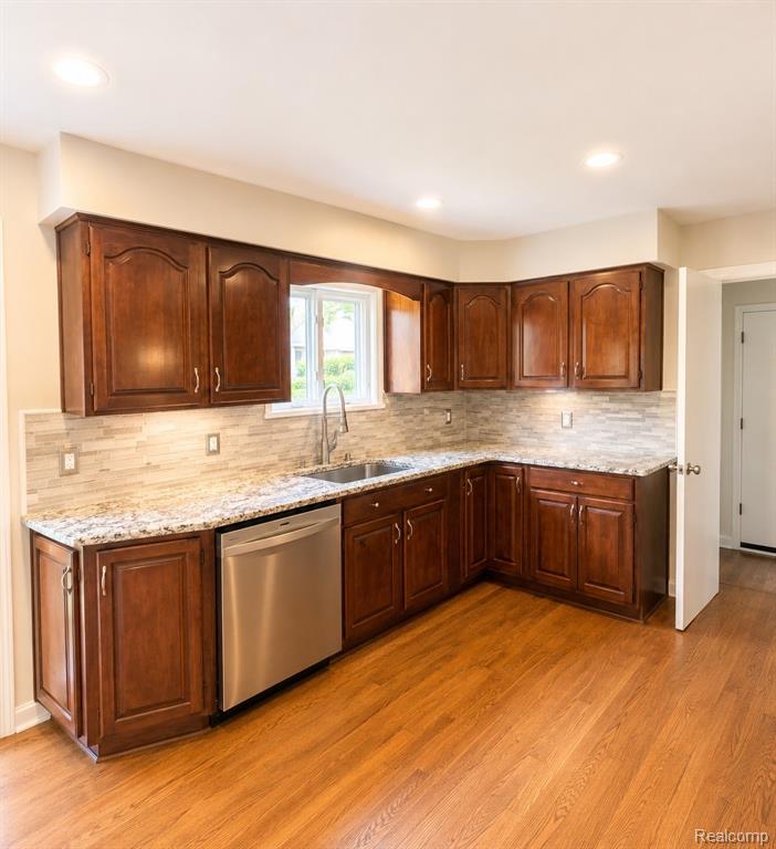 9739 Waterway Drive N, Grosse Ile, MI 48138 — Photo 8