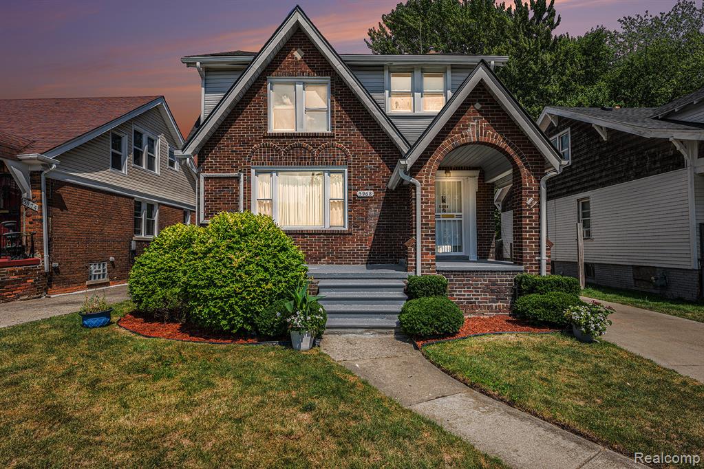 5968 Chalmers Street, Detroit, MI 48213 — Photo 2