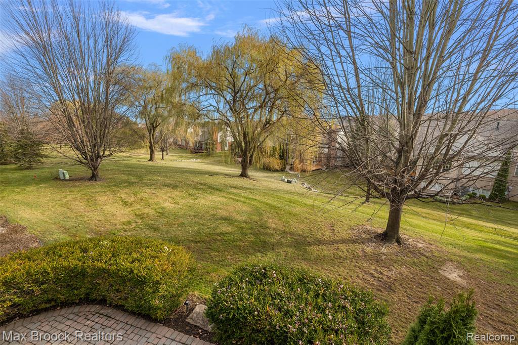 16956 Sycamore Court, Northville, MI 48168 — Photo 39