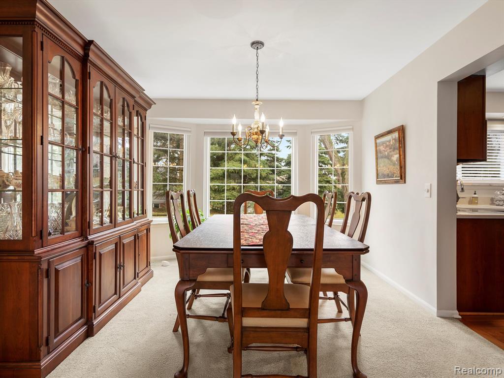 825 DARTFORD PLACE Drive, Rochester Hills, MI 48307 — Photo 8