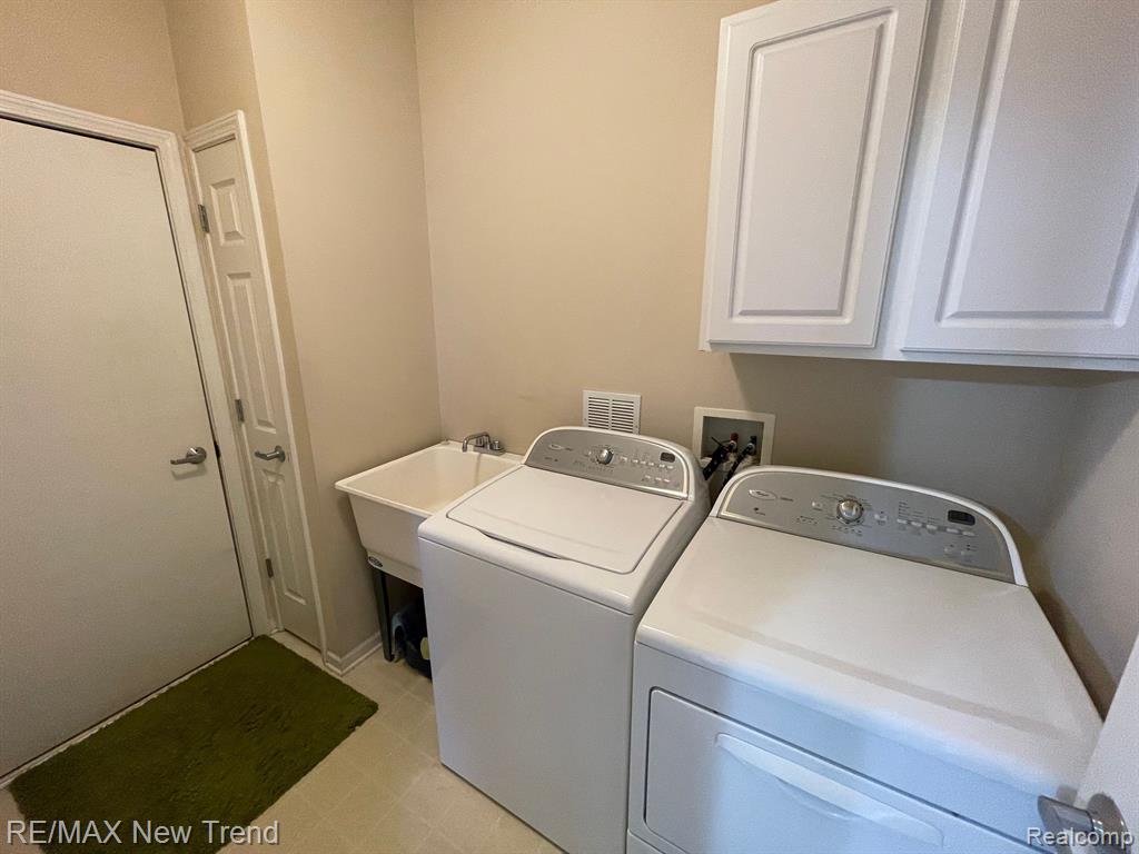41829 MITCHELL Road, Novi, MI — Photo 15