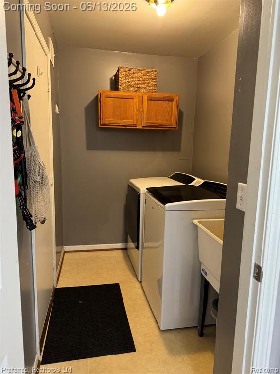 6536 Greenbriar Drive, Van Buren, MI 48111 — Photo 16