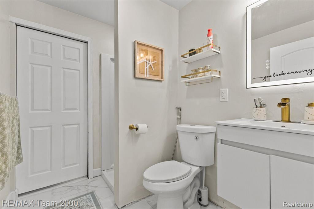 6200 Nightingale Street, Dearborn Heights, MI 48127 — Photo 13