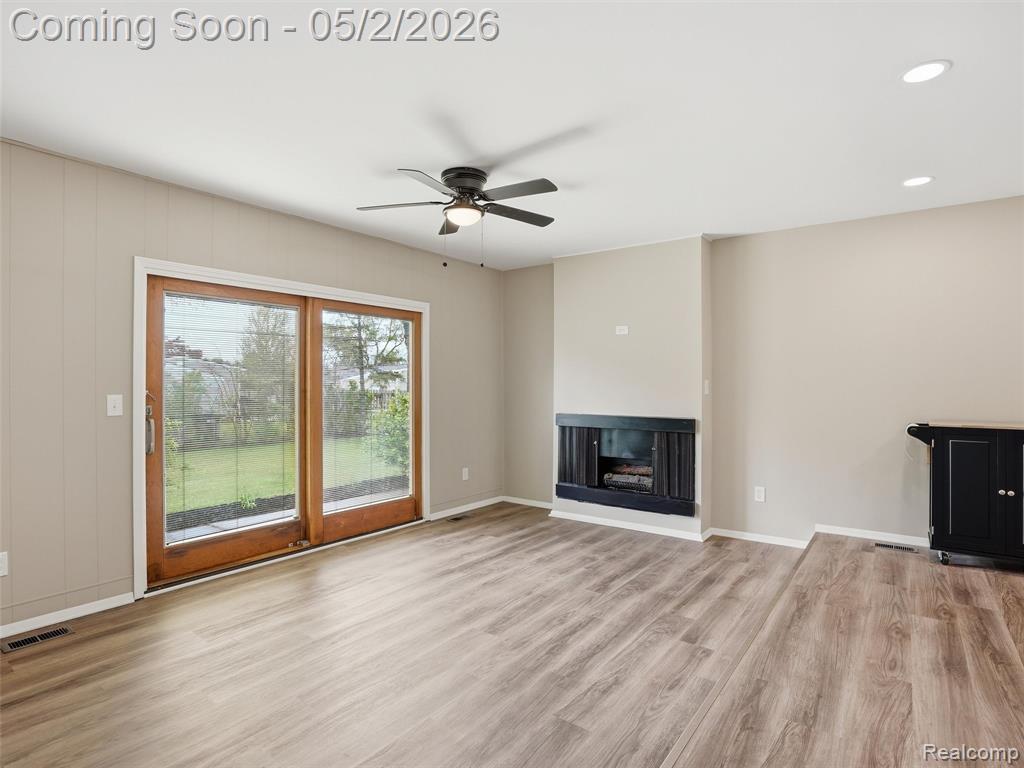 8618 Alwardt Drive, Sterling Heights, MI 48313 — Photo 16