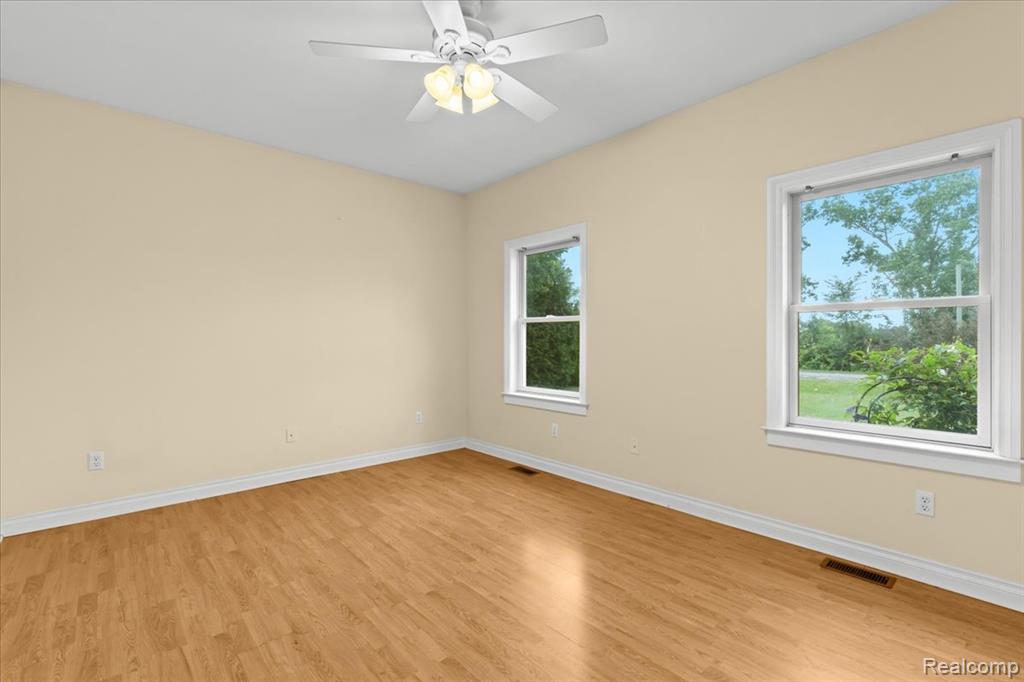 6318 MAPLE Avenue, Swartz Creek, MI 48473 — Photo 24