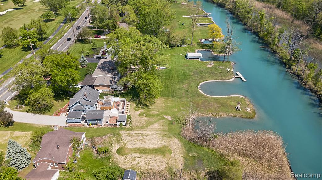 22827 Meridian Road, Grosse Ile, MI 48138 — Photo 6