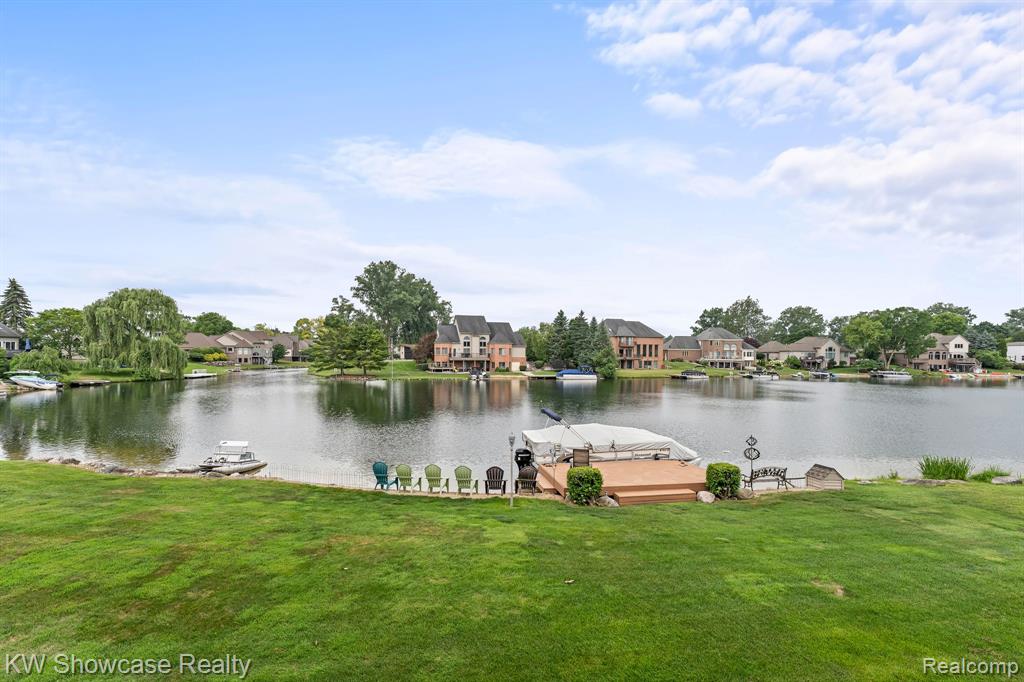 9210 Twin Lakes Drive, White Lake, MI — Photo 10