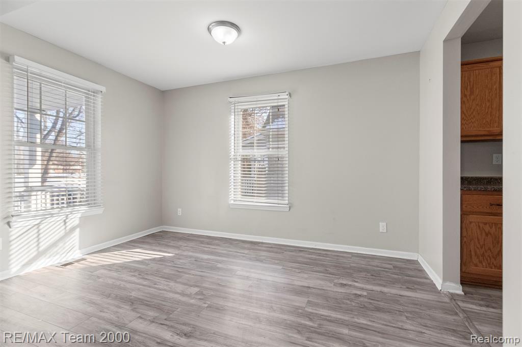 21025 Glen Lodge Road, Ferndale, MI 48220 — Photo 11