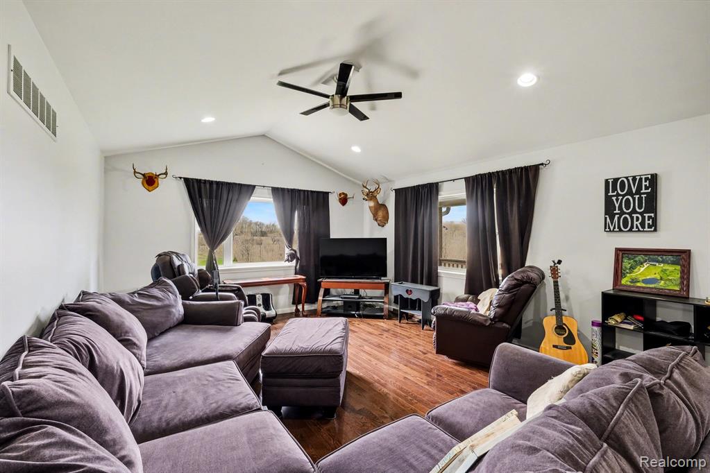 2800 Meadowdale Road, Metamora, MI 48455 — Photo 9