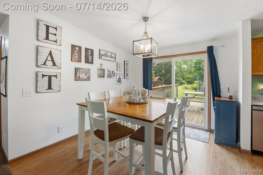 5891 Campbell Corners Drive, Howell, MI 48855 — Photo 8
