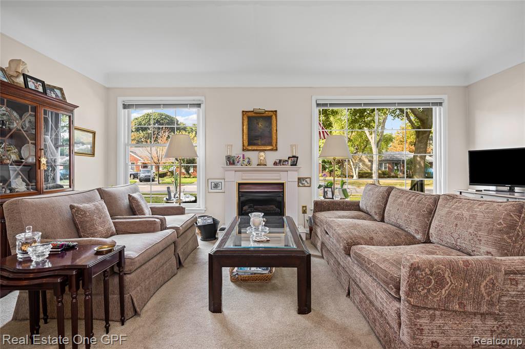 650 Cadieux Road, 1, Grosse Pointe, MI 48230 — Photo 8