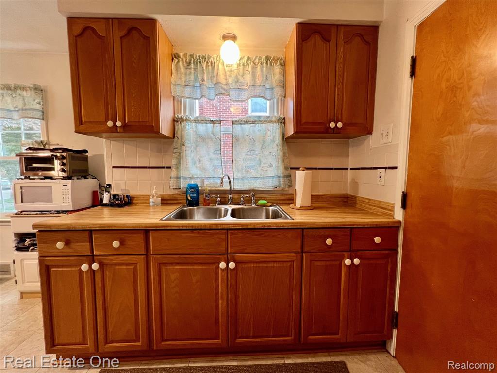 6540 Osage Avenue, Allen Park, MI 48101 — Photo 10