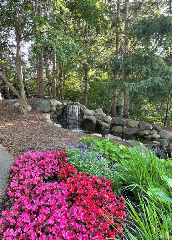 22245 RIVER RIDGE Trail, Farmington Hills, MI 48335 — Photo 32