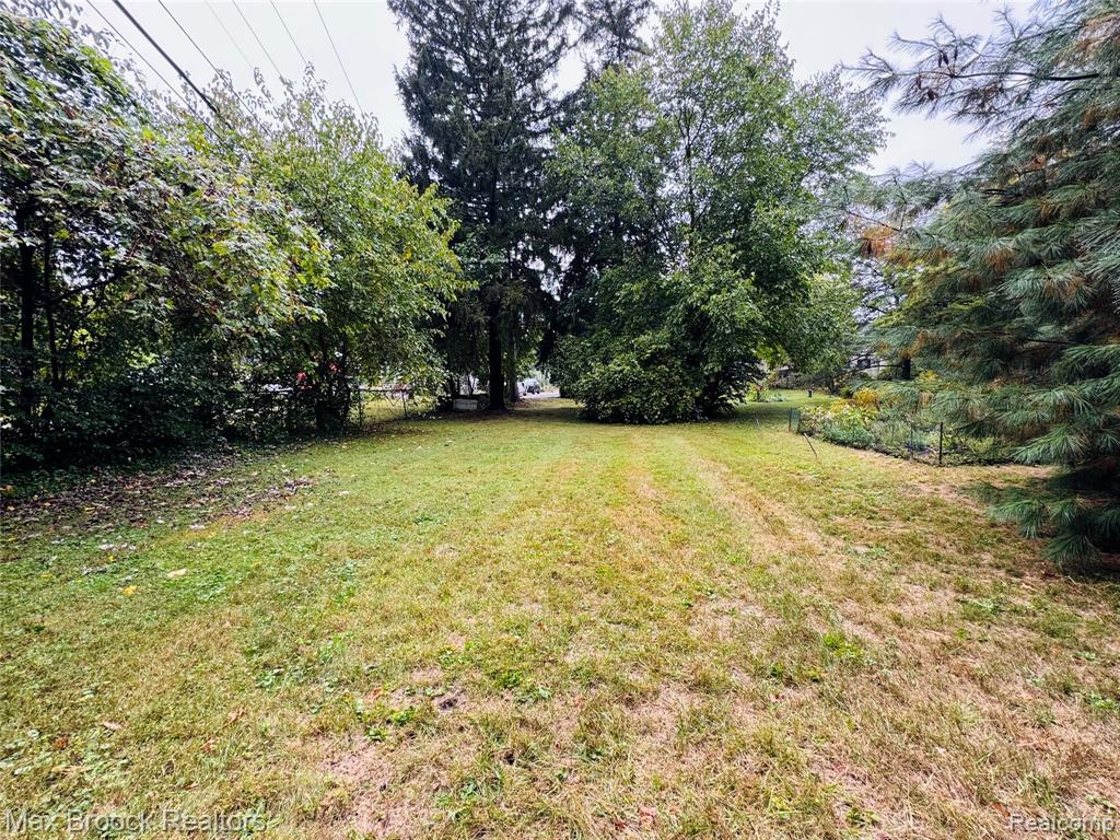 458 Laprairie Street, Ferndale, MI 48220 — Photo 24
