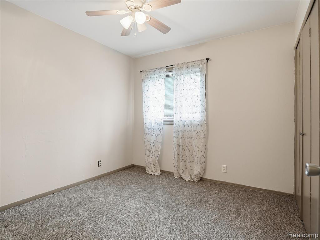 37843 Emery Street, Clinton Twp, MI 48036 — Photo 18