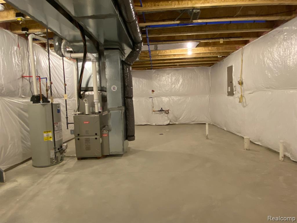 5564 HOBART, West Bloomfield, MI — Photo 19