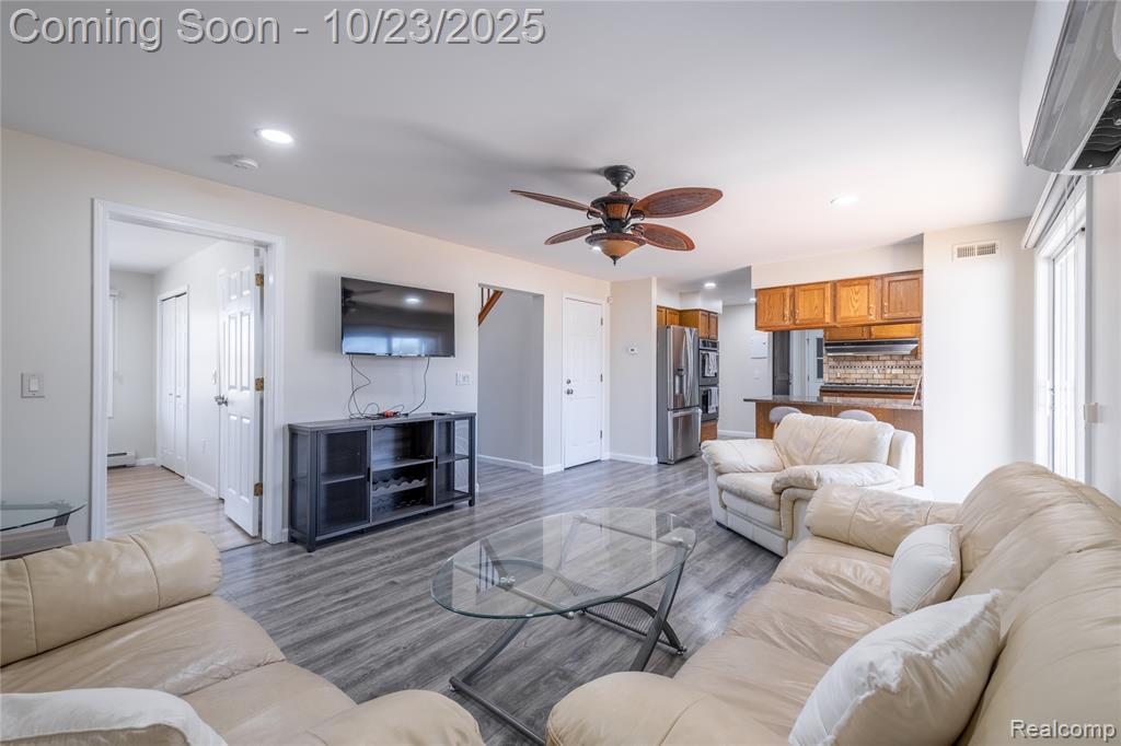 485 N Hadley Road, Ortonville, MI 48462 — Photo 5