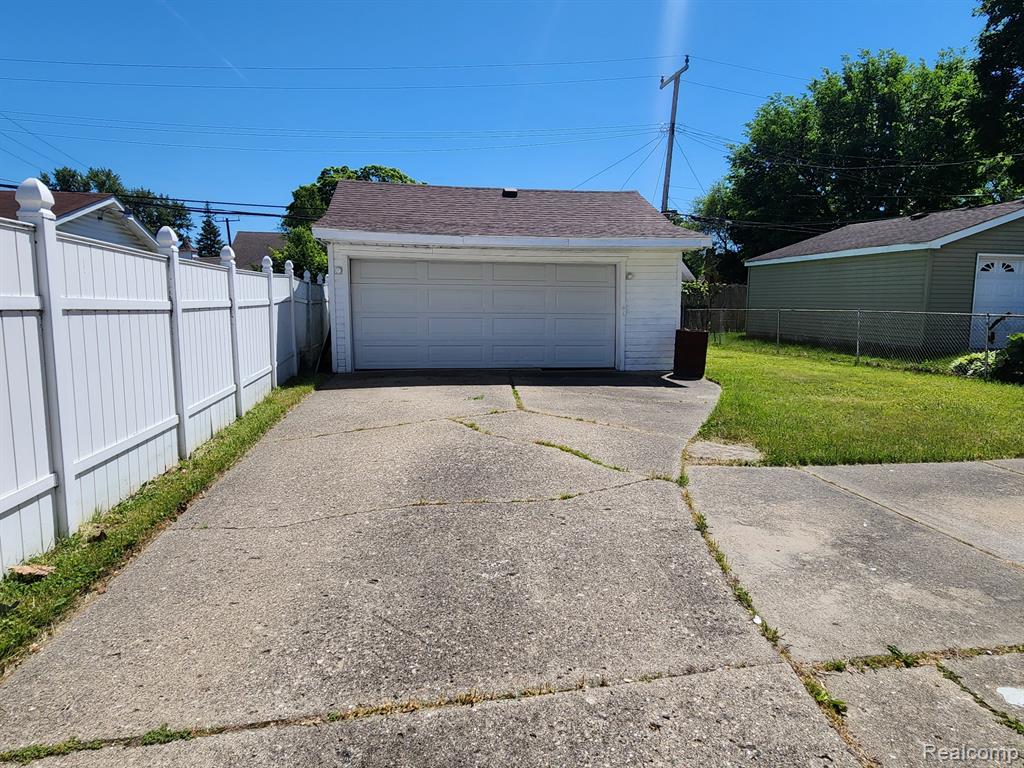 9262 Piedmont Street, Detroit, MI 48228 — Photo 5